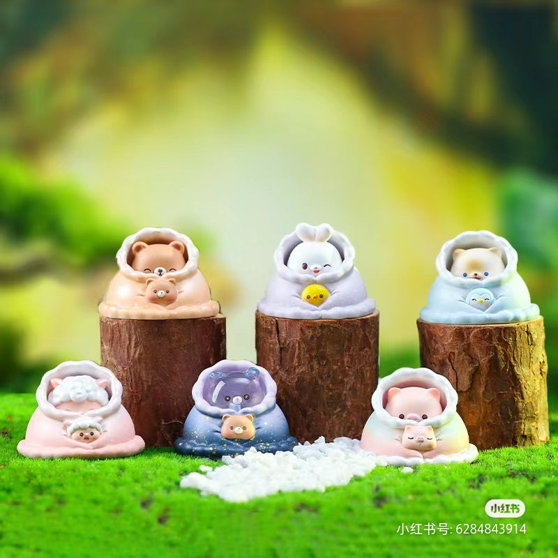 Warm little bed blind box