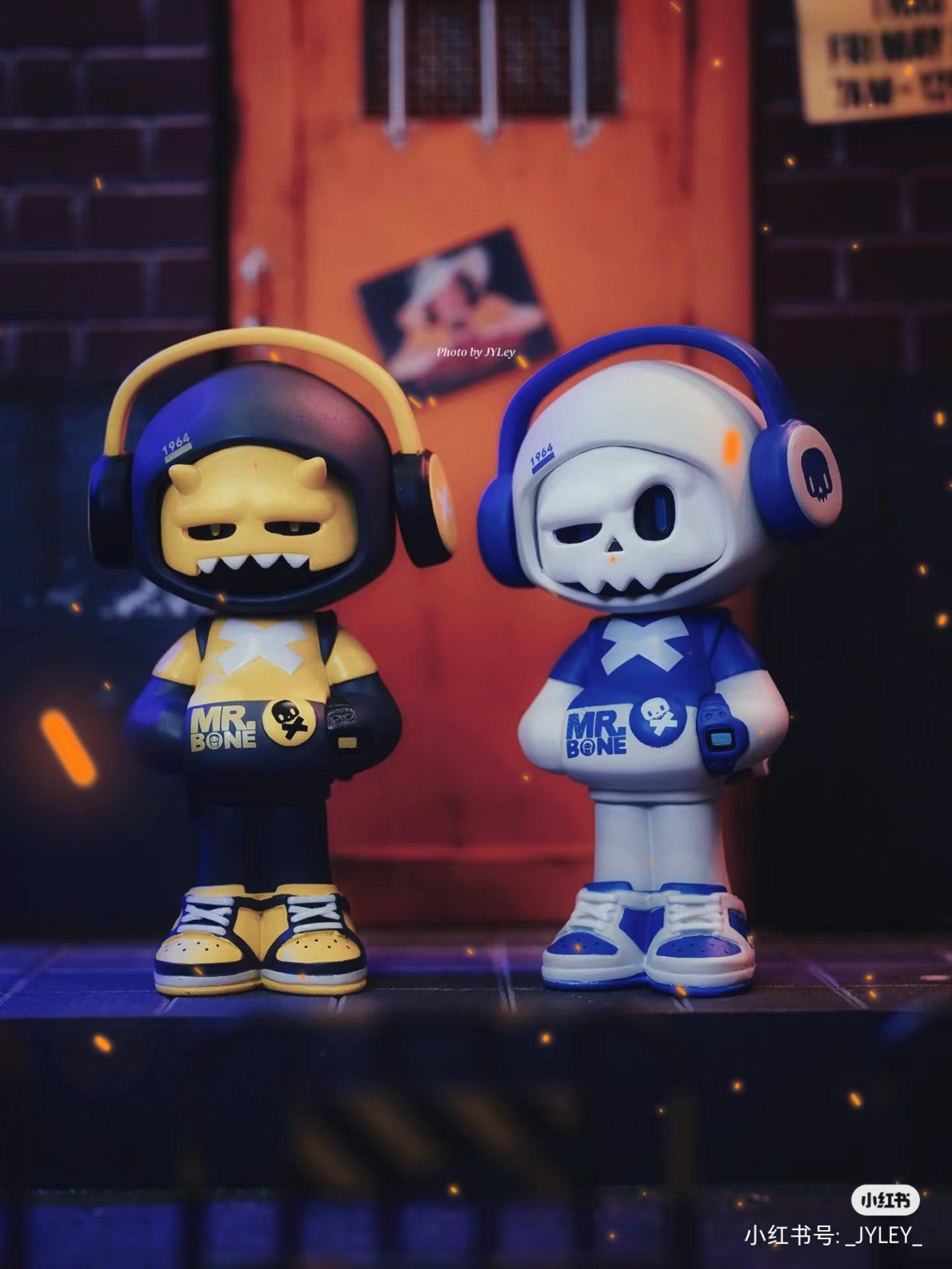 Mr Bone Skull hero series Mini blind box